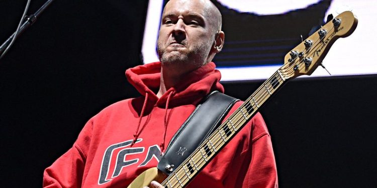 Baixista do Limp Bizkit, Sam Rivers, é encontrado morto nos Estados Unidos