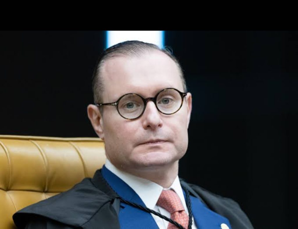 Golpe: Zanin acompanha relator e soma dois votos para condenação do núcleo de desinformação