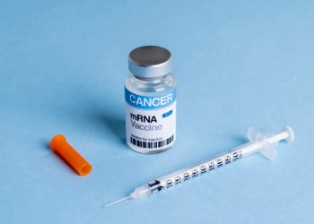 Vacina de mRNA contra Covid aumenta sobrevida de pacientes com câncer