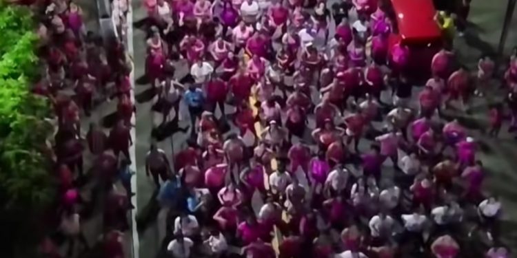 Gestão Júnior Menezes encerra mês do Outubro Rosa com grande arrastão pelas ruas de União dos Palmares