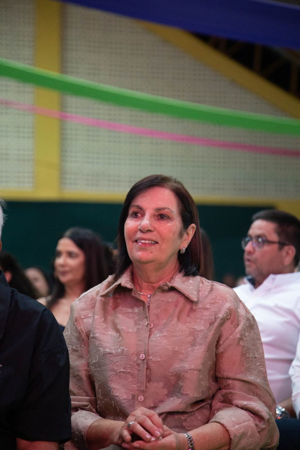 Prefeita Leonor Monteiro anuncia pagamento de quase 3 milhões em precatórios do Fundef aos professores de Monteirópolis durante festa do Dia do Professor