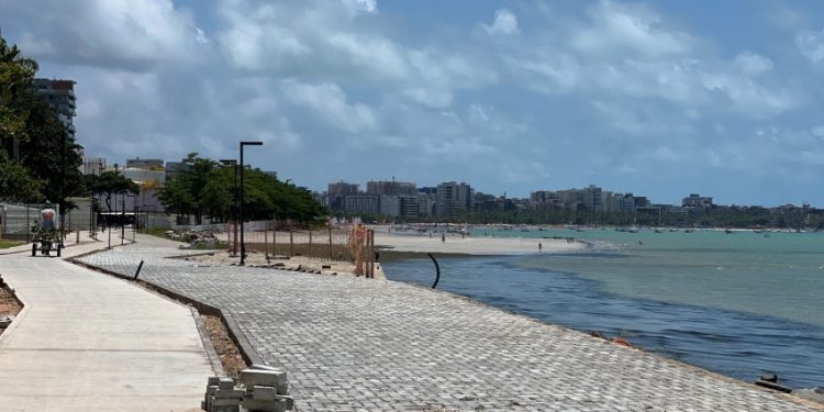 Obras da nova Orla do Porto de Jaraguá avançam e passam de 70% de conclusão
