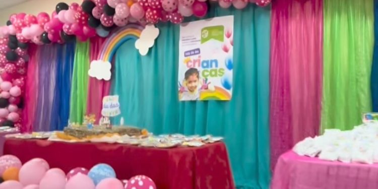 CRAS de Coqueiro Seco promove tarde de diversão e afeto para crianças e adolescentes do município