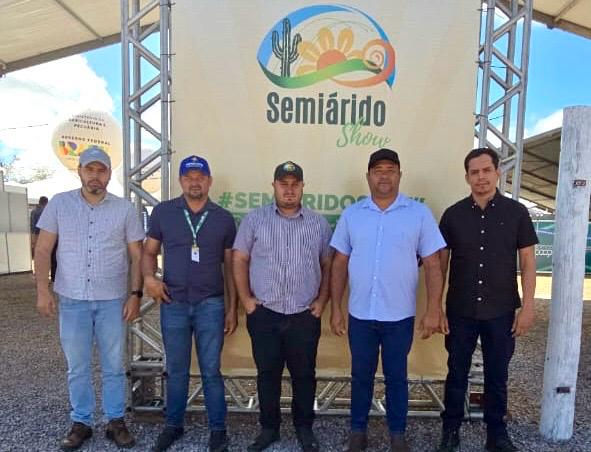 Prefeitura de Limoeiro de Anadia levará produtores para conhecer sistemas de irrigação em Petrolina Prefeitura de Limoeiro de Anadia levará produtores para conhecer sistemas de irrigação em Petrolina