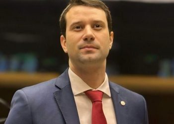 Com apoio de Daniel Barbosa, agricultores do Agreste vivem novo momento na produção de mandioca