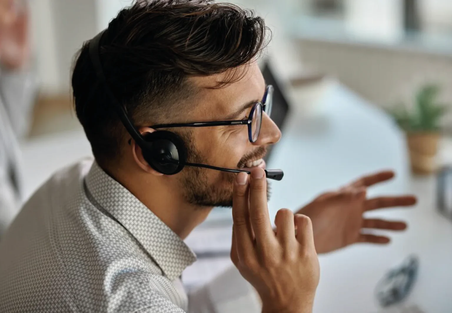 Sine Maceió oferta 200 vagas para call center em home office