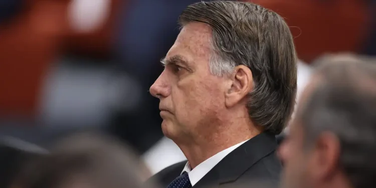 Condenação de Bolsonaro no STF: advogados têm até esta segunda-feira (27) para apresentar embargos
