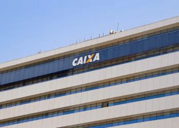 Caixa prepara fundo imobiliário para levantar recursos para Correios