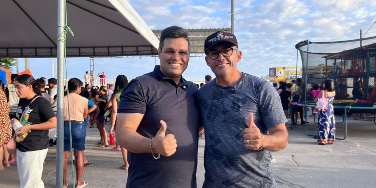 Luciano Marinho participa de festa em comemoração ao Dia dasCrianças no Village Campestre I