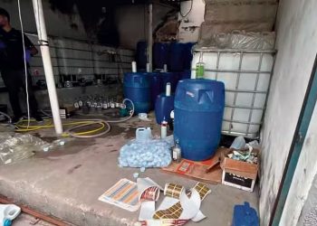 Higienização clandestina de garrafas com metanol é a principal linha de investigação em intoxicações