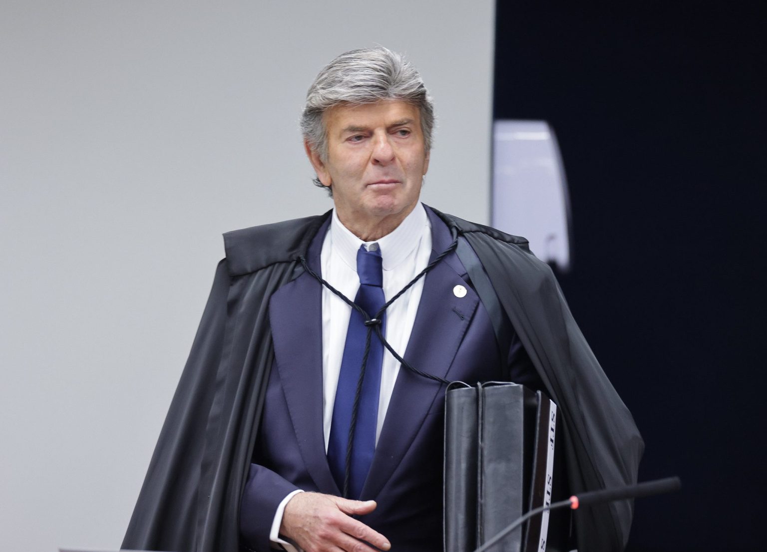 Possível ida de Fux à Segunda Turma pode reforçar ala bolsonarista no STF