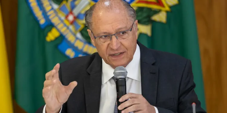 Alckmin se diz “muito otimista” com negociações sobre tarifaço dos EUA