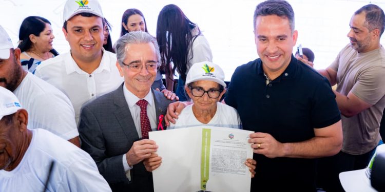 Prefeitura e Governo do Estado entregam 500 títulos rurais em Girau do Ponciano