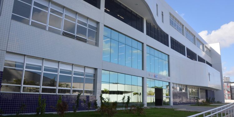 Hospital do Coração Alagoano atinge marca de 50 procedimentos cardíacos com economia de R$ 15 milhões