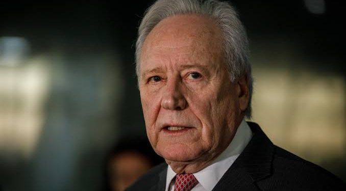 Lula se diz estarrecido com número de mortos em operação no Rio e envia ministros para dialogar com Cláudio Castro, afirma Lewandowski