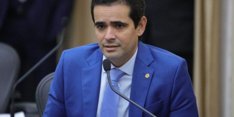 DMTT solicita ao MPAL investigação após conflito envolvendo o deputado Lelo Maia e agentes de trânsito