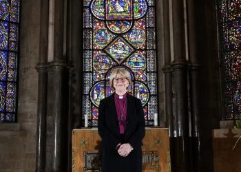 História Feita: Igreja Anglicana nomeia Sarah Mullally como a 1ª líder mulher