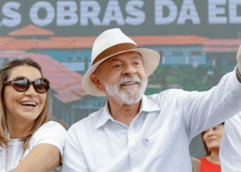 Lula diz que COP30 não será do “luxo” e dormirá “num barco” após problemas de hospedagens em Belém