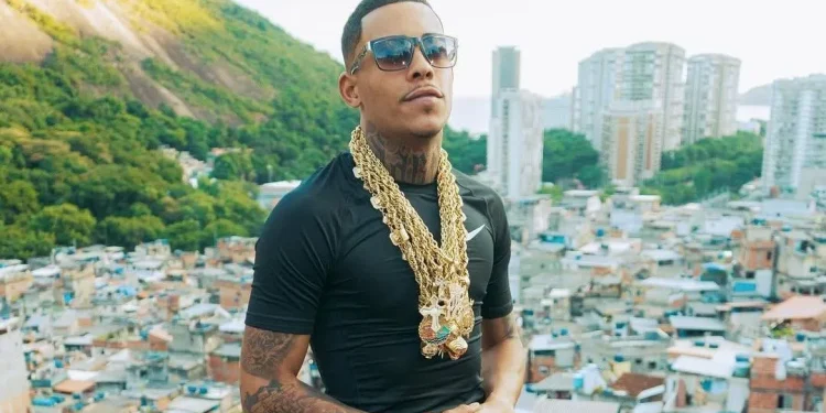 MC Poze pede que moradores do Rio fiquem em casa durante megaoperação: “Orem pelo Rio de Janeiro”