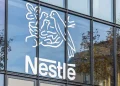 Nestlé anuncia demissão de 16 mil funcionários e amplia plano de corte de custos