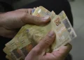 Para Dieese, salário mínimo de 2025 deveria ser R$ 7.075,83, valor 366% maior que o atual
