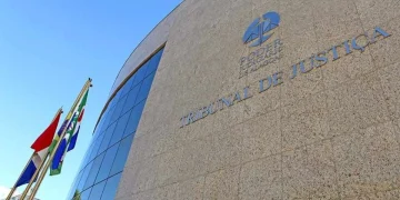 Justiça de Alagoas condena Bradesco Saúde a indenizar paciente em R$ 8 mil por negar exame para detecção de câncer