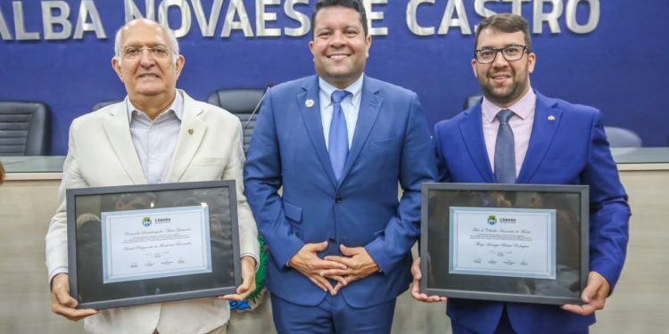 Allan Pierre entrega Comenda Mário Guimarães para Daniel Bernardes e Título de Cidadão Honorário e ao servidor público Thiago Henrique