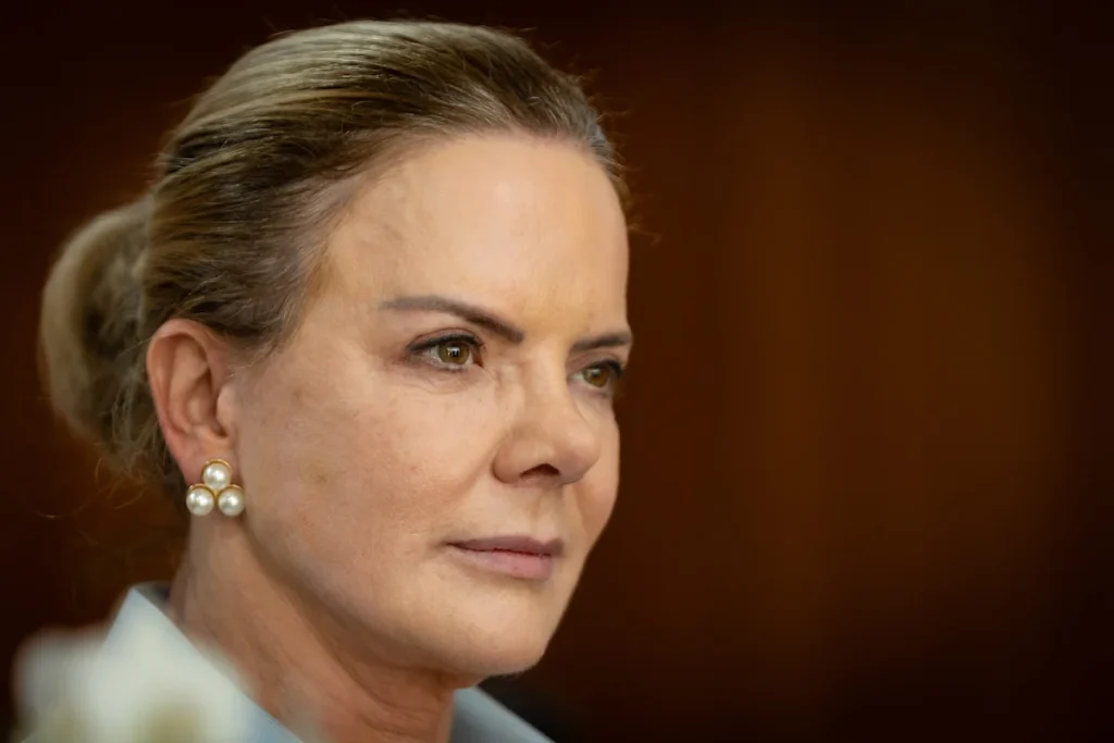 Governo Lula terá voto contrário ao PL da Dosimetria, anuncia ministra Gleisi Hoffmann