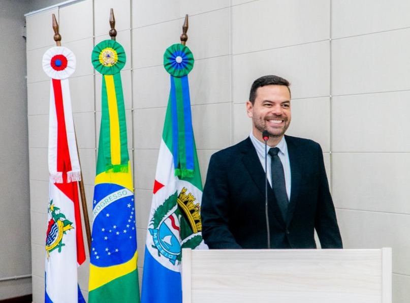 Câmara antecipa o pagamento do 13º e fortalece o compromisso financeiro com os servidores