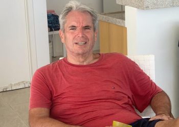 Apostando na eleição do irmão, Celso Luiz vive um dilema sobre o lado para o qual vai pender