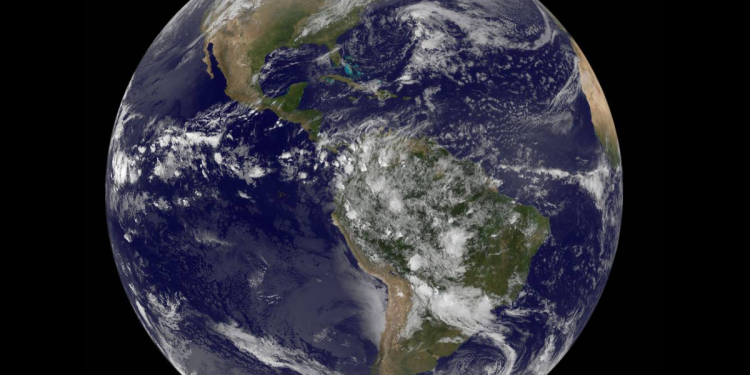 Cientistas registram placa tectônica se partindo no fundo do Pacífico