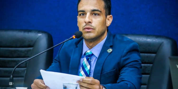 Câmara vai enviar Requerimento ao Município para propor reavaliação do contrato com a BRK