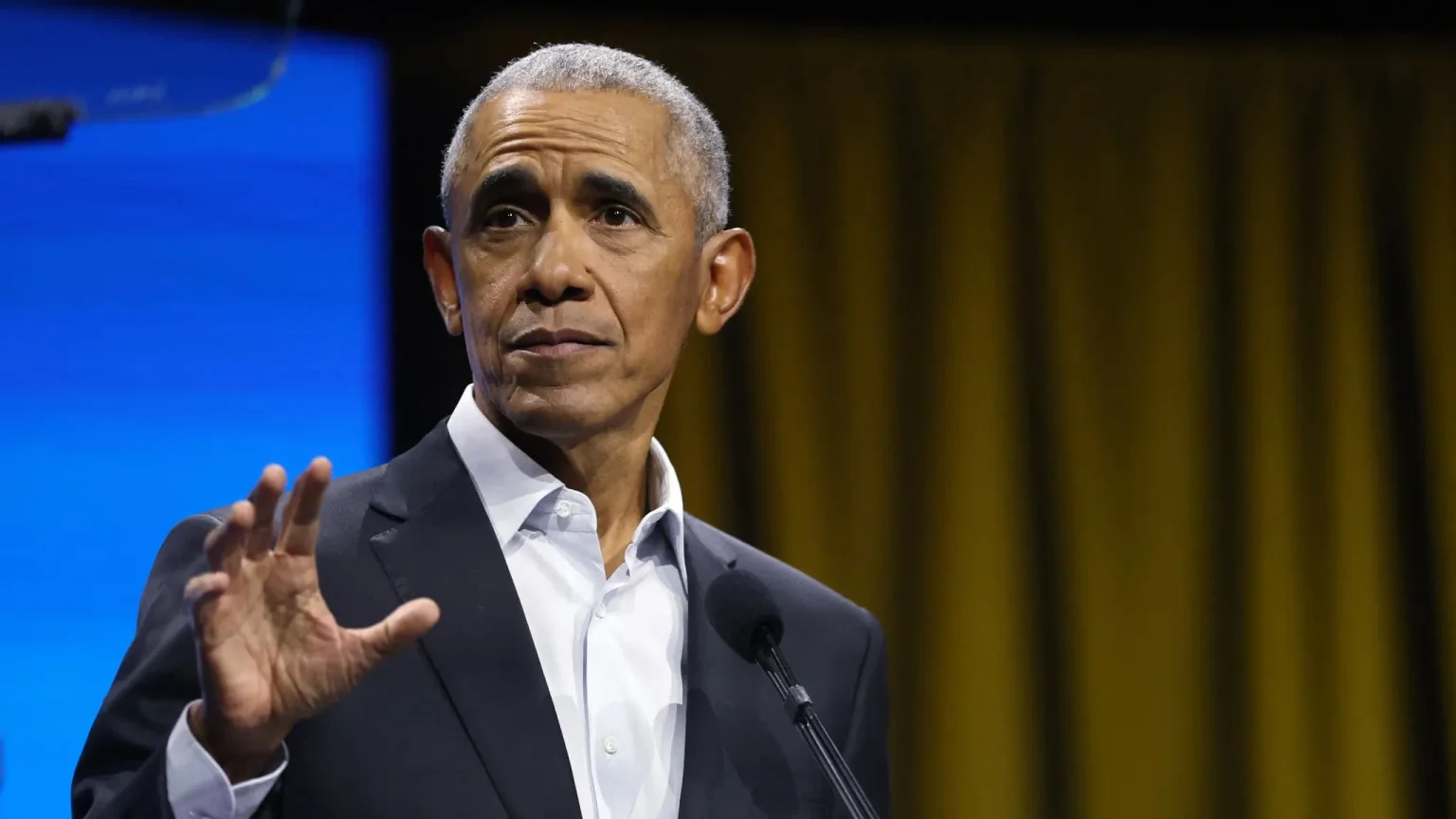 Obama critica Trump e diz que “todo dia é Halloween” no atual governo dos EUA