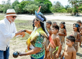 No segundo dia no Pará, Lula visita aldeia indígena antes da COP30