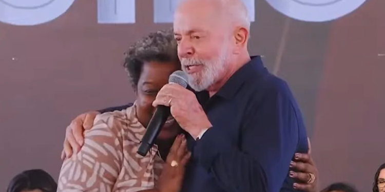 Governo Lula discute assistência a familiares de mortos no RJ