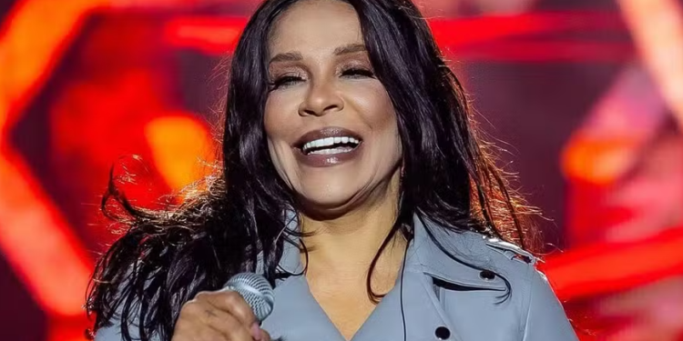 Silvânia Aquino anuncia saída da Banda Calcinha Preta após anos de trajetória marcada por sucesso e gratidão