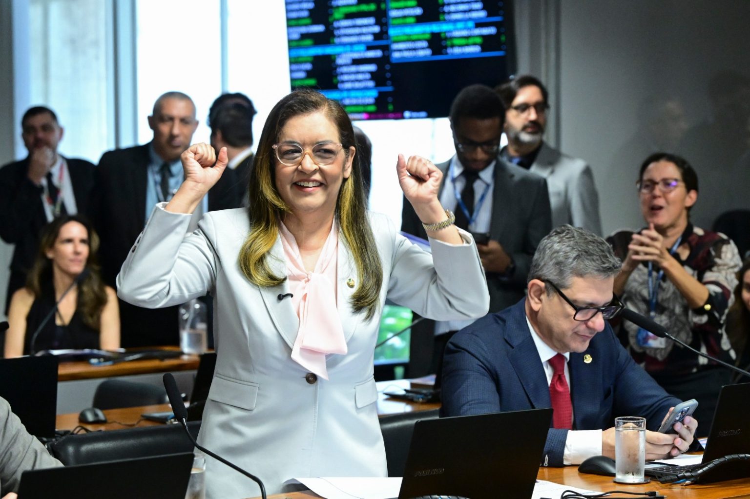 Dra Eudócia aprova no Senado projeto que estabelece diretrizes para o desenvolvimento de vacinas terapêuticas contra o câncer