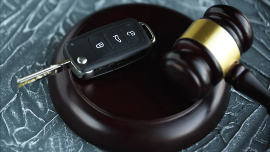 Homem é condenado por danos morais após comprar veículo e não transferi-lo para seu nome; entenda o caso