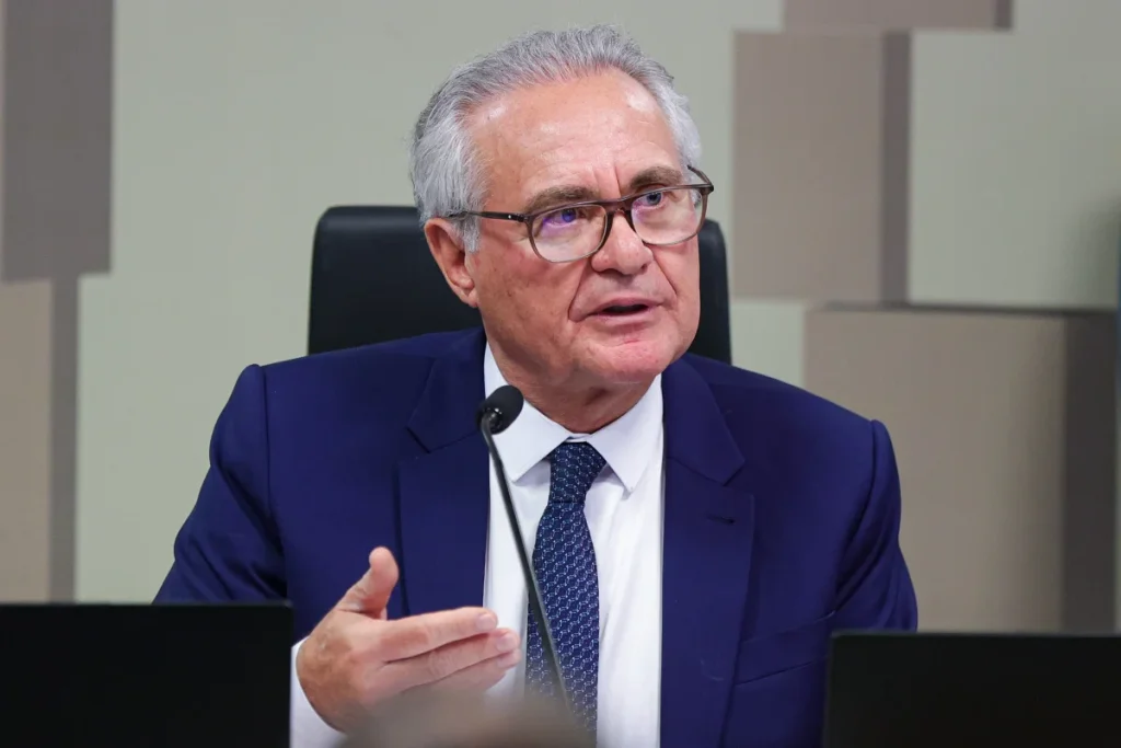 Projeto que amplia faixa de isenção do Imposto de Renda será apresentado no Senado por Renan Calheiros nesta terça (4)