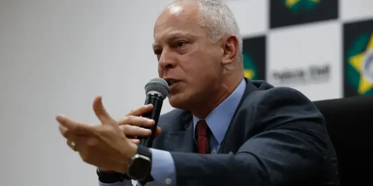 Secretário de Segurança do RJ diz que Lei Antiterrorismo não deve ser confundida com combate ao crime organizado