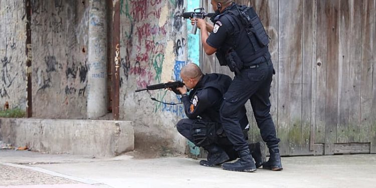 Preocupação com a violência dispara após megaoperação no Rio, aponta Genial/Quaest