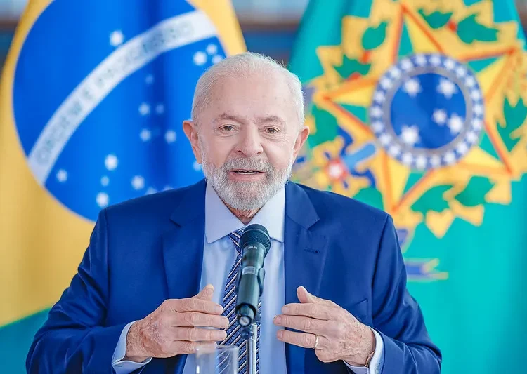 Quaest: 59% dizem que Lula não deve disputar novo mandato