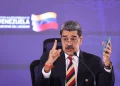 “EUA querem roubar maiores reservas de petróleo do mundo”, diz Maduro