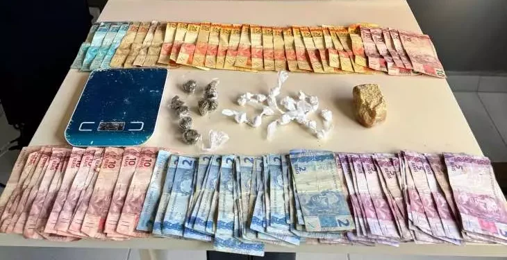 Polícia Militar registra apreensão de 30 armas e mais de 22 kg de drogas em uma semana