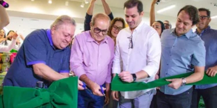 Últimas aparições de ‘Seu Vieira’: empresário participou da inauguração da nova loja da Casa Vieira no Maceió Shopping