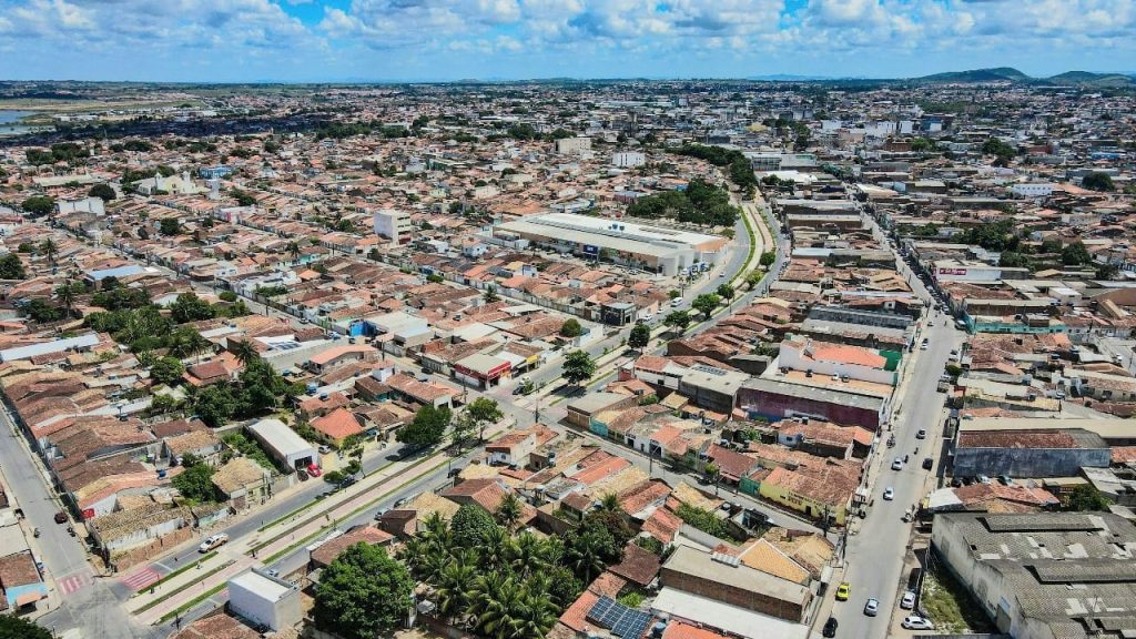 Arapiraca pode ser decisiva na disputa pelo governo de Alagoas em 2026