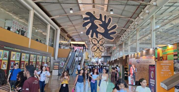 Bienal do Livro entra na reta final e se despede neste fim de semana em Maceió