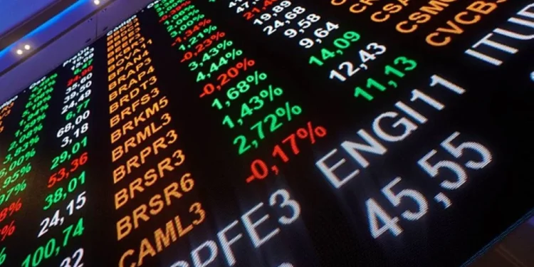 Bolsa bate 7º recorde seguido, mesmo com aversão global a risco