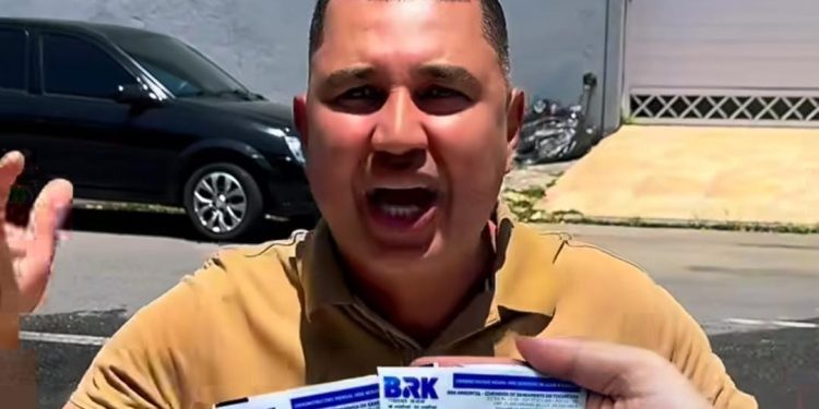 Vereador Cal Moreira denuncia vazamentos da BRK enquanto moradores sofrem com falta de água