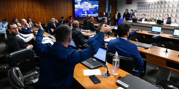 CPI do Crime Organizado convocará ministros, governadores e dirigentes da PF e Abin